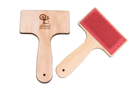 Ashford lacquered drum-carder cleaning brush with wire cloth