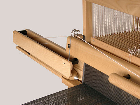 Louet Megado / Delta Fly-Shuttle Device