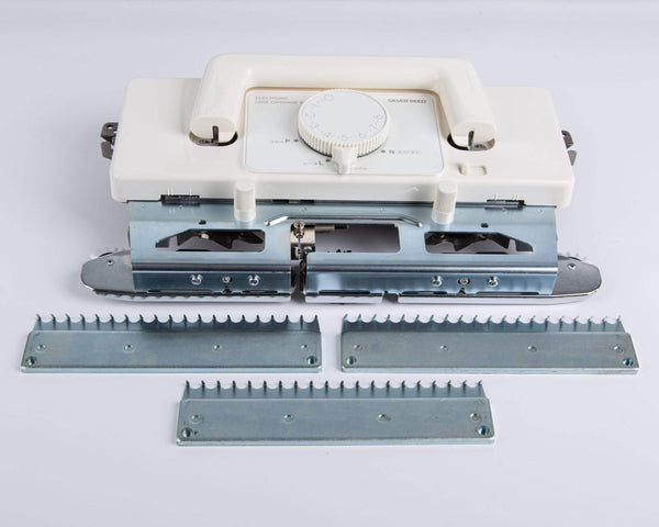 Silver Reed 580Lace carriage for the SK840 electronic knitting machine
