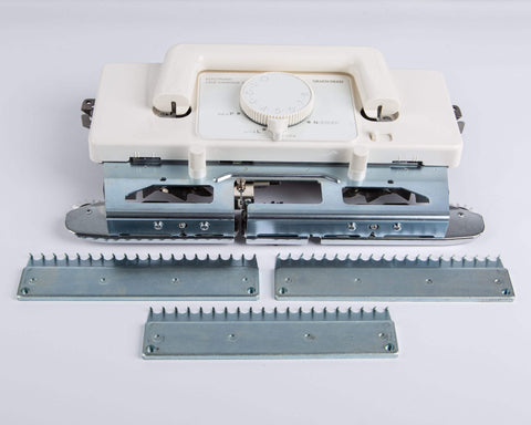 Silver Reed 580Lace carriage for the SK840 electronic knitting machine