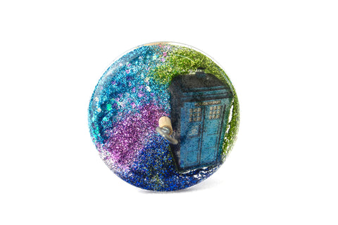 Police Box Drop Spindle #743